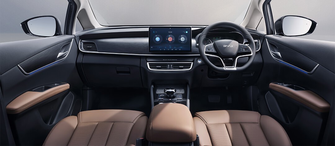Nội thất BYD M6